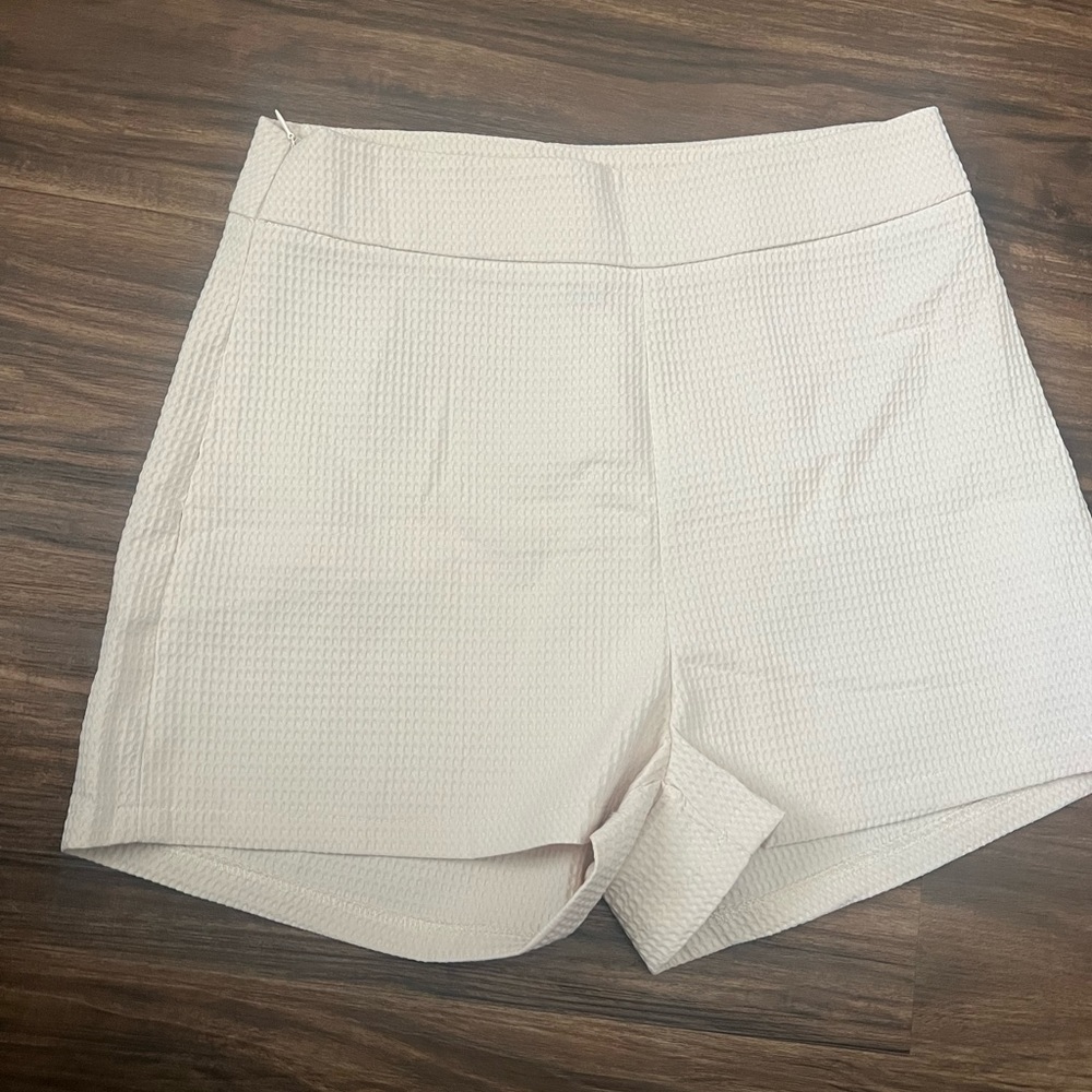 Textured shorts